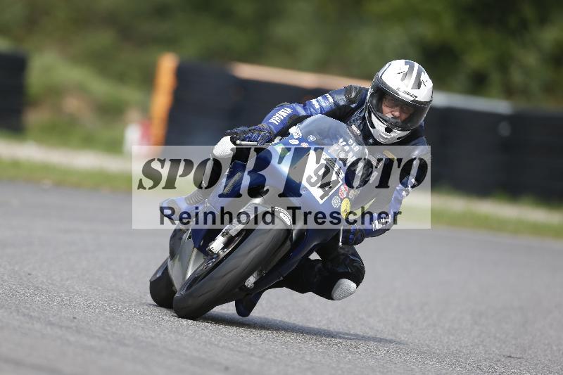 /53 16.09.2025 Track Day Domi Aegerter ADR/Gruppe gruen/94
